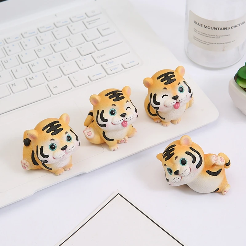 

Cute Tiger Ornaments Micro Landscape Miniature Figurine Resin Craft Gift Desktop Garden Decor