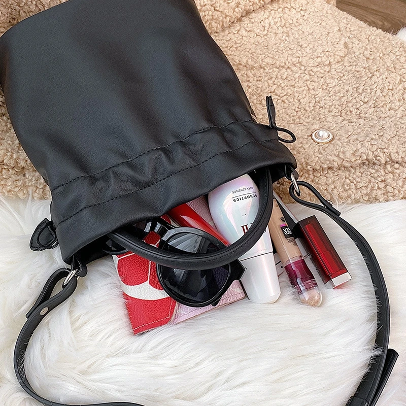 women Crossbody Bags drawstring bucket bag simple portable shoulder bag female trendy mobile phone cosmetic bag