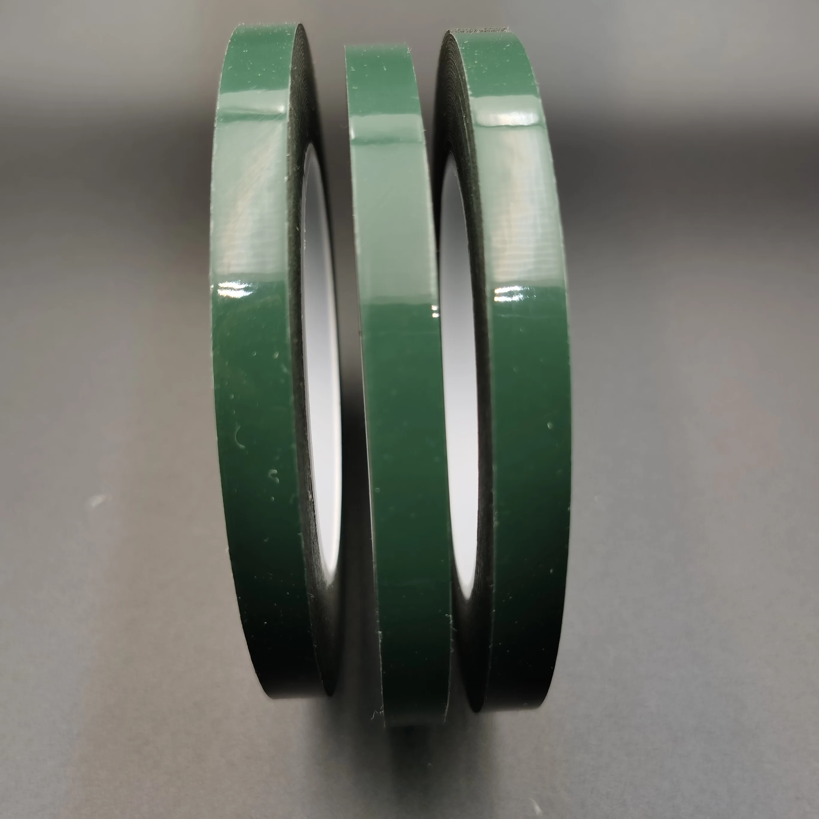 Двусторонняя лента из зеленой пены 10 м * 3 мм для ремонта электроприборов экрана