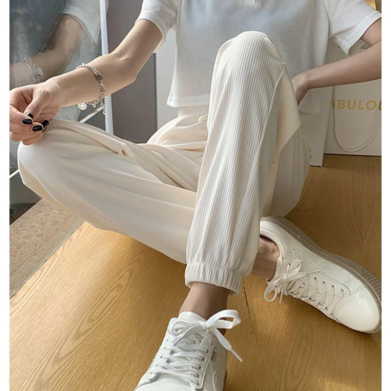 

Summer clothes new maternity clothes ice silk beam pants are thin and outer wear pregnant women's abdomen nine-point pants