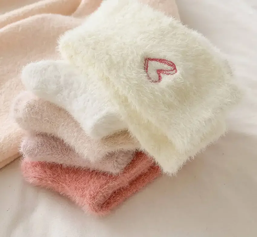 Розовые норковые бархатные теплые носки для сна женщин осень-зима утолщенные