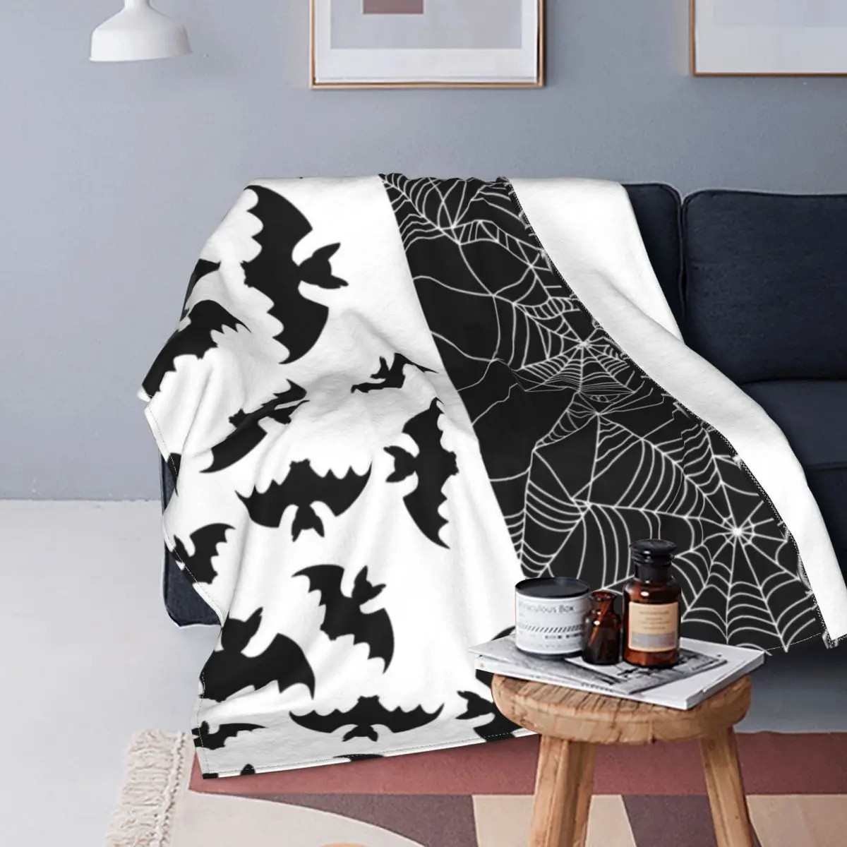 

Black White Two Tone Blanket Bats And Webs Soft Fashion Bedspread Warm Fleece Sofa Blanket