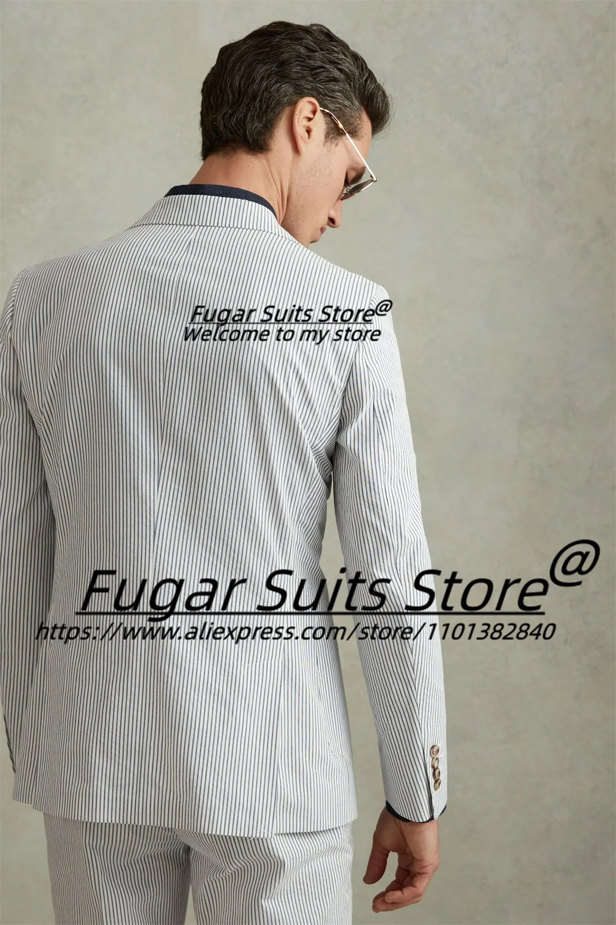 Мужские костюмы в белую полоску облегающие деловые смокинги для жениха с