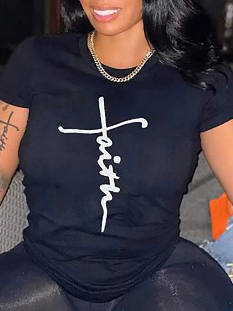 

Женская футболка с коротким рукавом, круглым вырезом и принтом