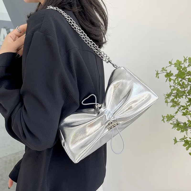 

Women's Bag Bow Shaped Chain Underarm Bag Sweet Handbag Totes Ladies Silver Shoulder Messenger Bag Designer Fashion Armpit Bag