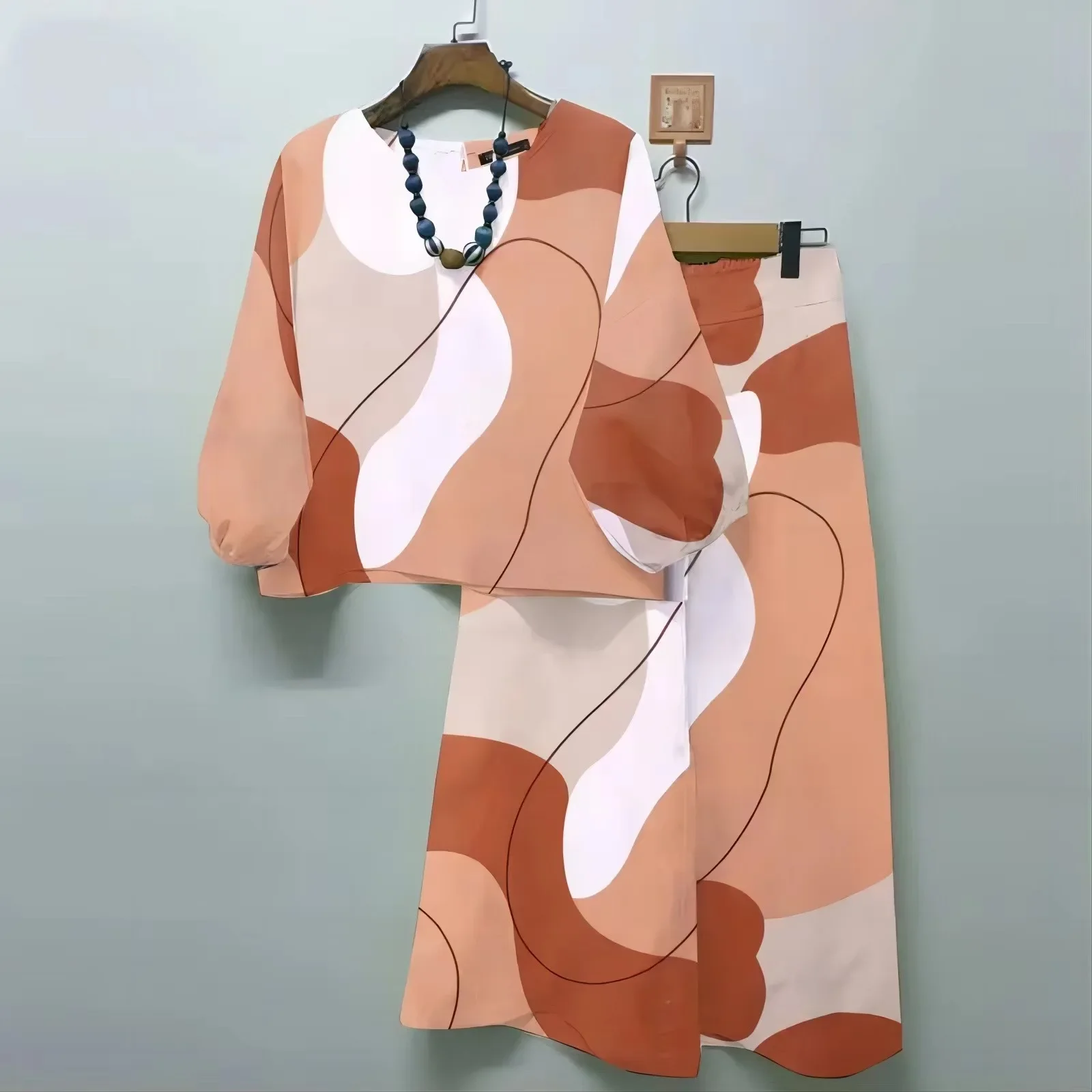 Трансграничный новый богемный ретро-костюм 2025 года с геометрическим принтом