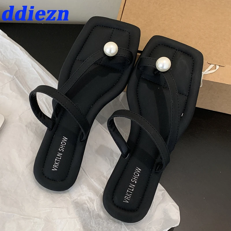 

Шлепанцы женские летние с квадратным носком, модные тапочки на плоской подошве, пляжные тапочки, сланцы