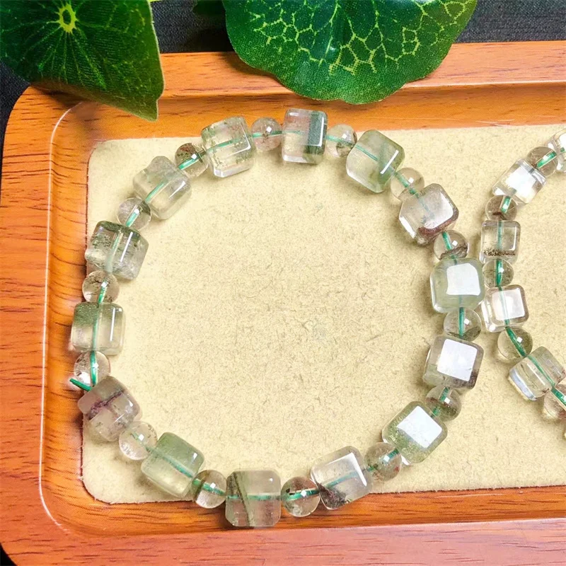Зеленый кварцевый браслет