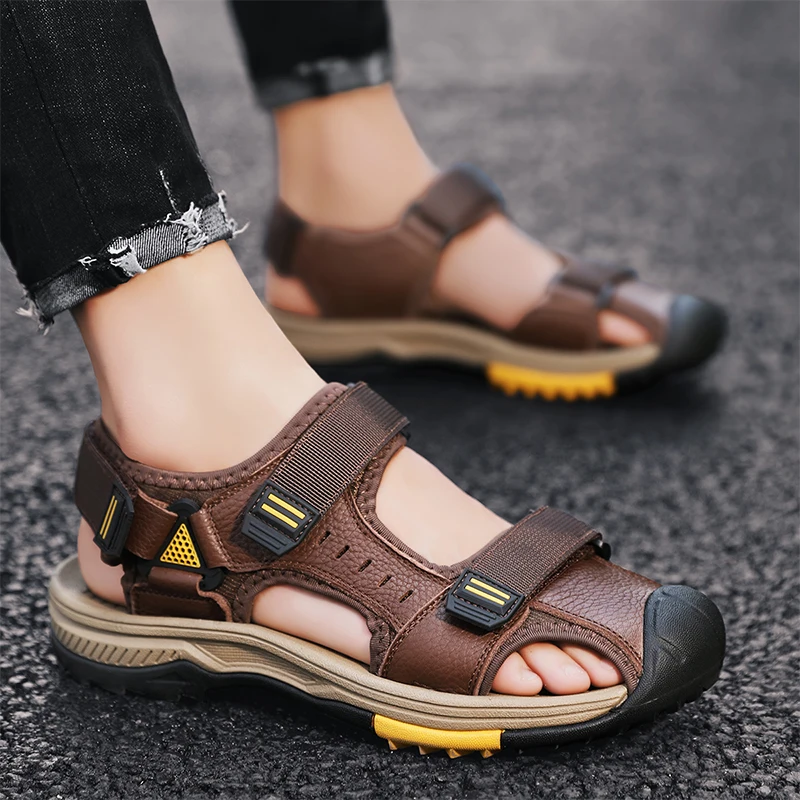 Men's Beach Sandals Lightweight Quick Dry Water Shoes Bag Toe Comfortable Breathable Casual Clogs