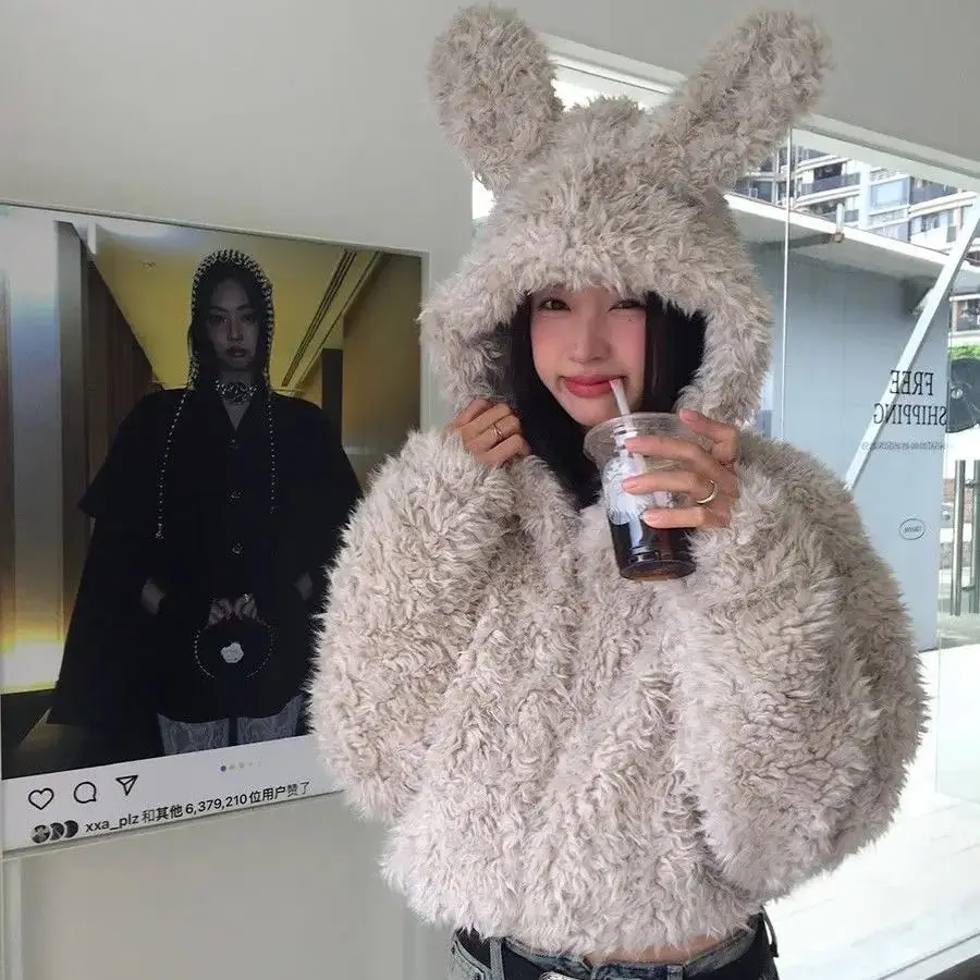 Женское плюшевое пальто на молнии с капюшоном и ушками кролика