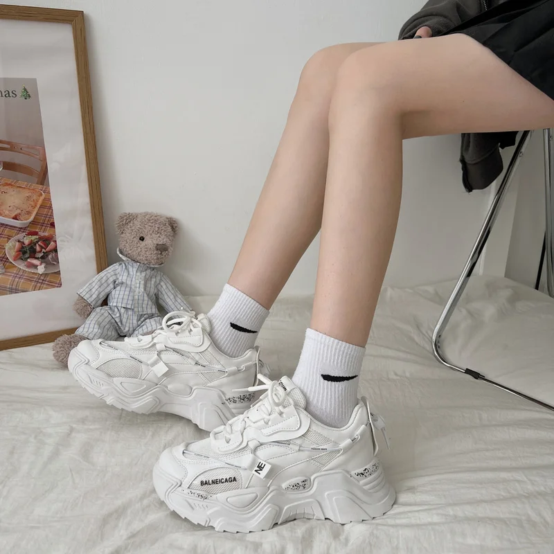 

Fashion Women Chunky Sneakers Height Increasing Thick Bottom Women's Casual Shoes Designer Ladies White Black Dad Sport Shoes