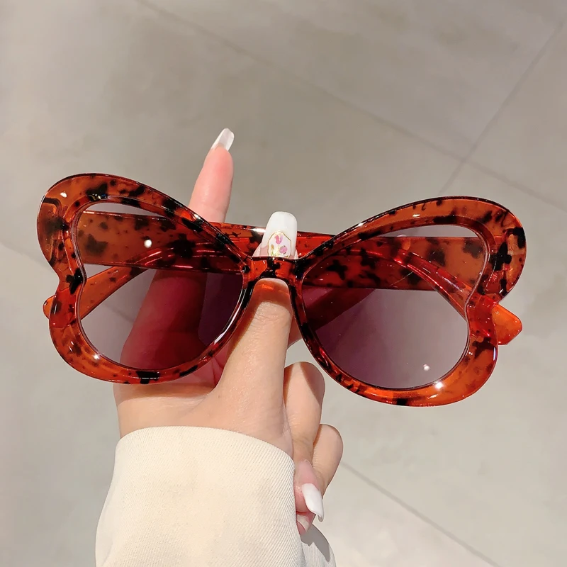 KAMMPT Винтажные Солнцезащитные очки с бабочками женские модные разноцветные