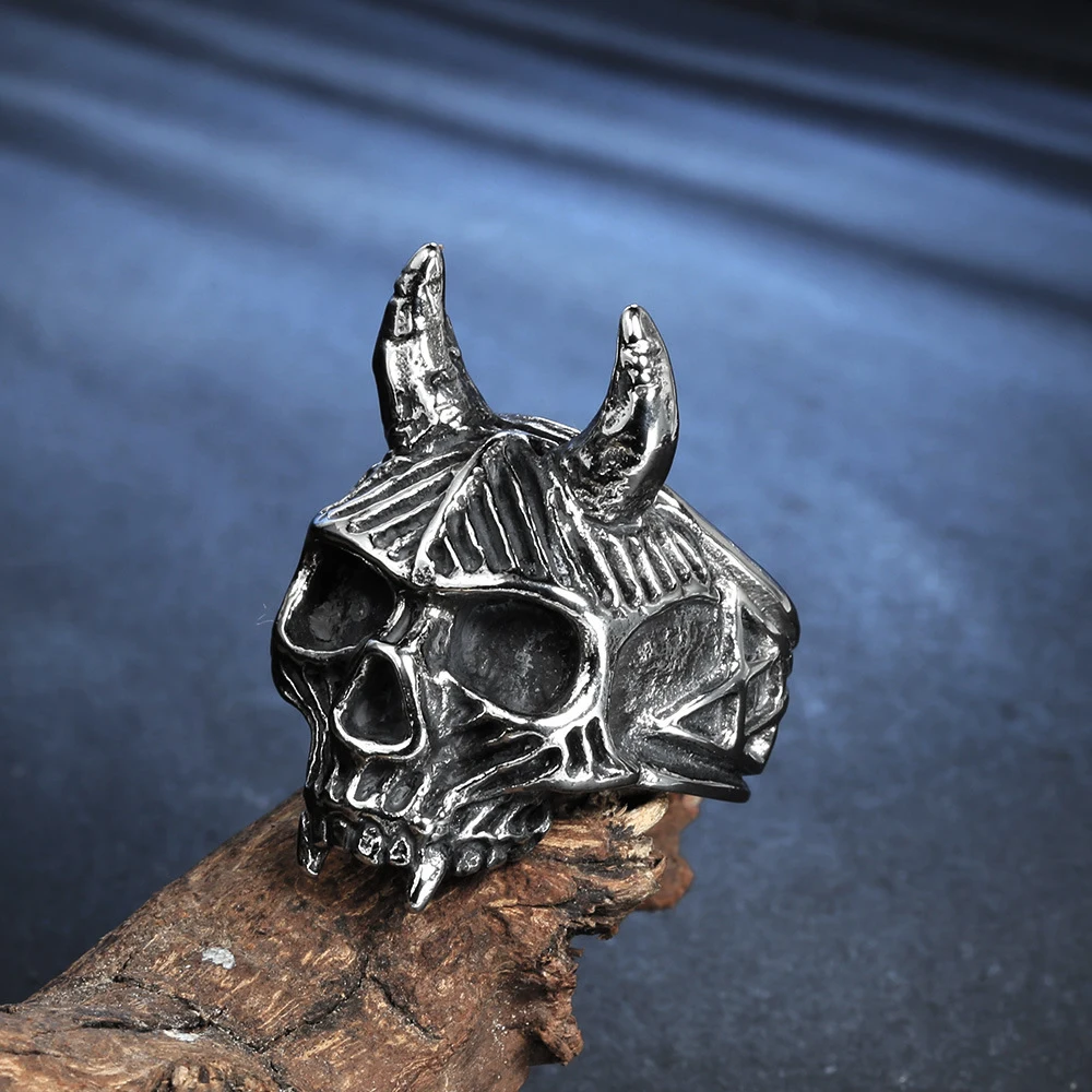 

New Gothic Devil Satan Skull Ring for Men Stainless Steel Fashion Punk Rock Metal Skull Biker Ring Party Accessories Wholesale