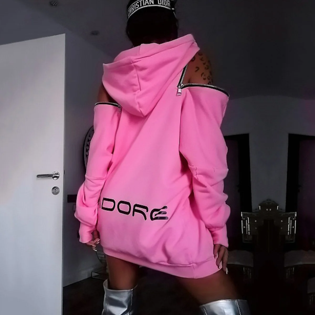 

Oshoplive Female Stylish Off-The-Shoulder Letter Printed Loose High Street Hoodies&Sweatshirts Fashion Tops For Women