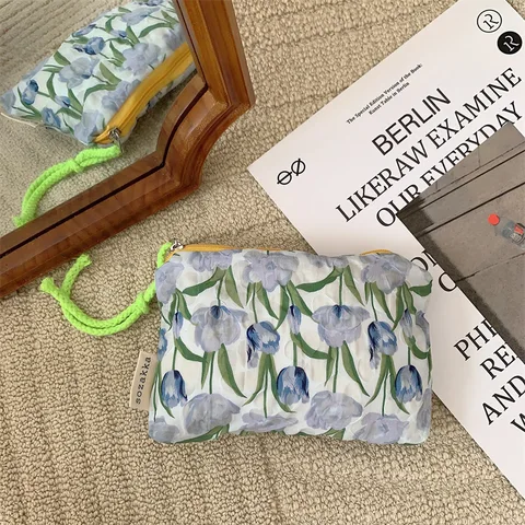 Цветочный ремешок для ручной переноски, маленькая сумка, простая японская мягкая Портативная сумка для хранения для девушек, сумка для мытья и макияжа