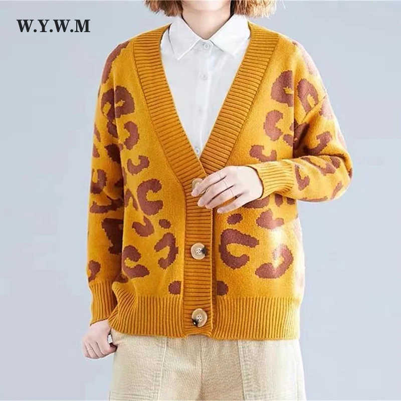 

Женский трикотажный кардиган с V-образным вырезом и принтом