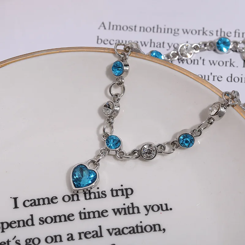 

Heart of the Sea Austrian Crystal Heart Bracelet with Diamond Fashion Heart Bracelet Jewelry for Women Valentine's Day Jewelry