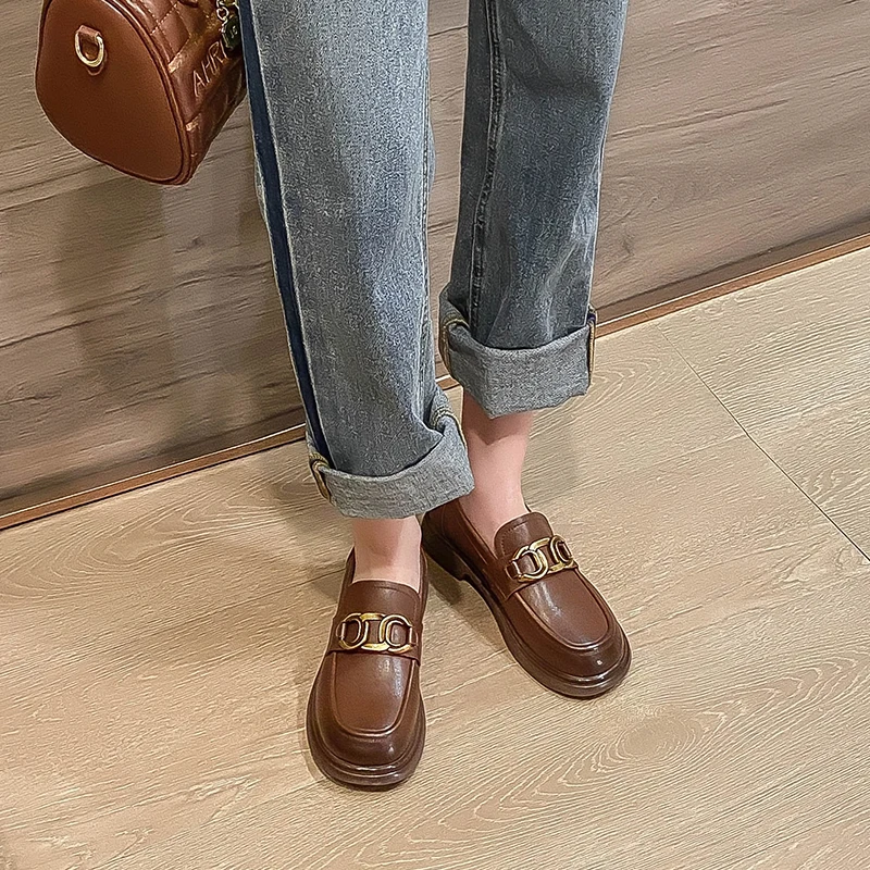 2023 New Leather British Style Small Leather Shoes Round Head Thick Heel Cover Foot Retro Single Shoes Fashion Casual Everything