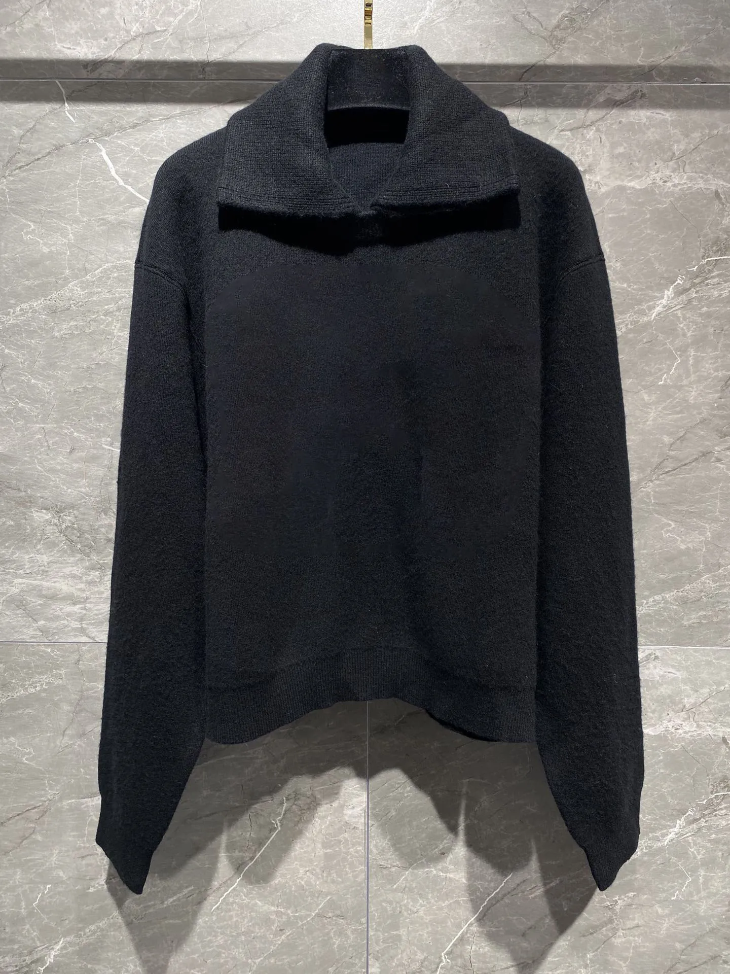 

2023 Cashmere material thick soft waxy skin-friendly loose version does not pick people wear the upper temperament slimming
