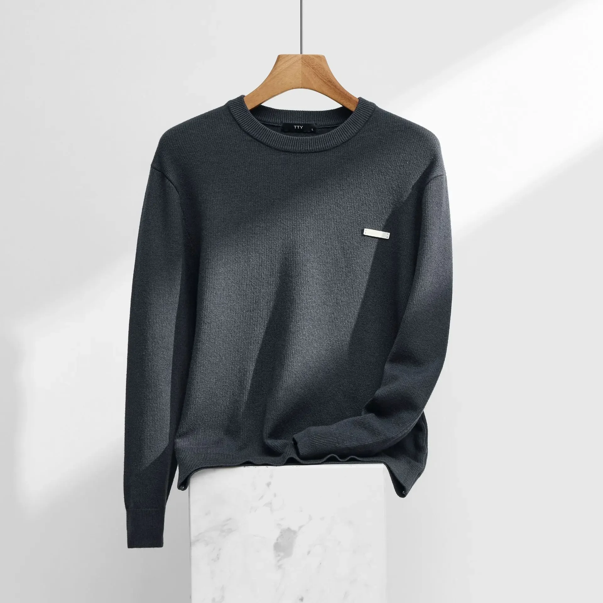 Men's Round Neck Sweater Idle Style Loose-Fit Japanese Knitted TopJacket Base Layer Casual Scene Suitable For Autumn Winter 2024