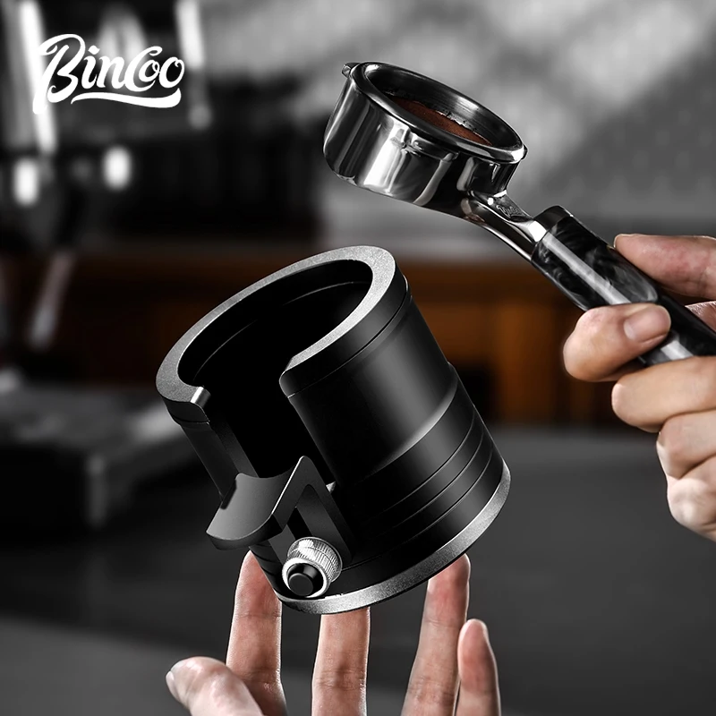 Фото Подставка для кофейных инструментов Bincoo Professional, алюминиевая, круглая, универсальная (51/58 мм), служит основанием для темперовки и подставкой для портафильтра, компактный дизайн. №2