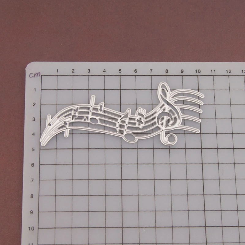 Вырубные штампы в виде музыкальных нот |