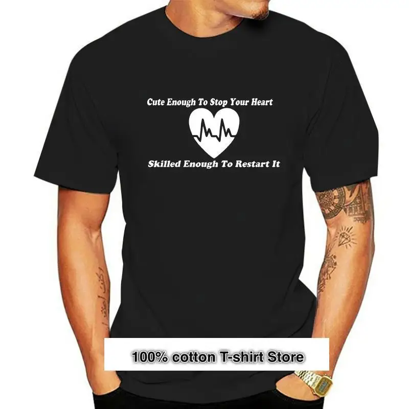 

Camiseta de vinilo cna de enfermería personalizada hecha a mano, bonita para detener tu corazón, enfermera