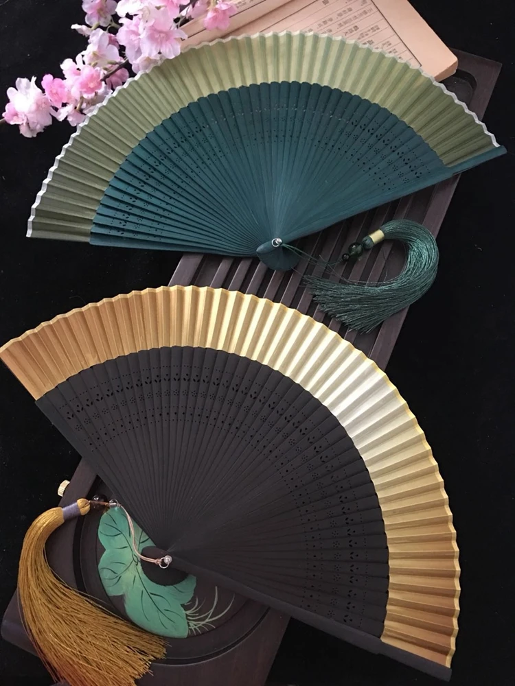 

Складной веер Edo в японском стиле, Женский веер из натурального шелка в японском стиле, маленький резной градиентный веер без рисунка, золотистый