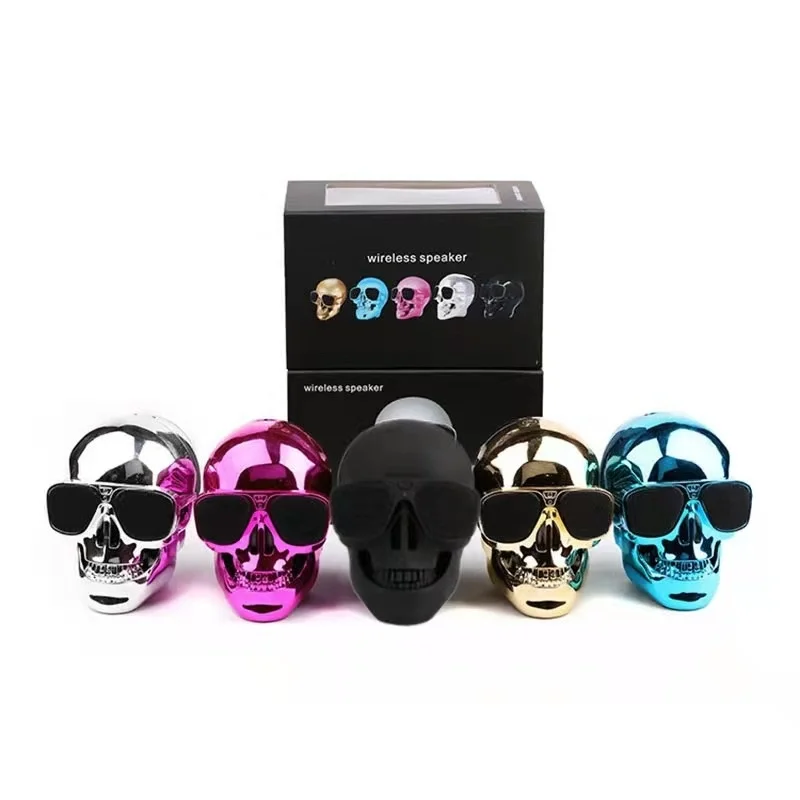 

Speaker wireless Bluetooth speaker skull speaker subwoofer sound cool home Bluetooth small sound black Technology