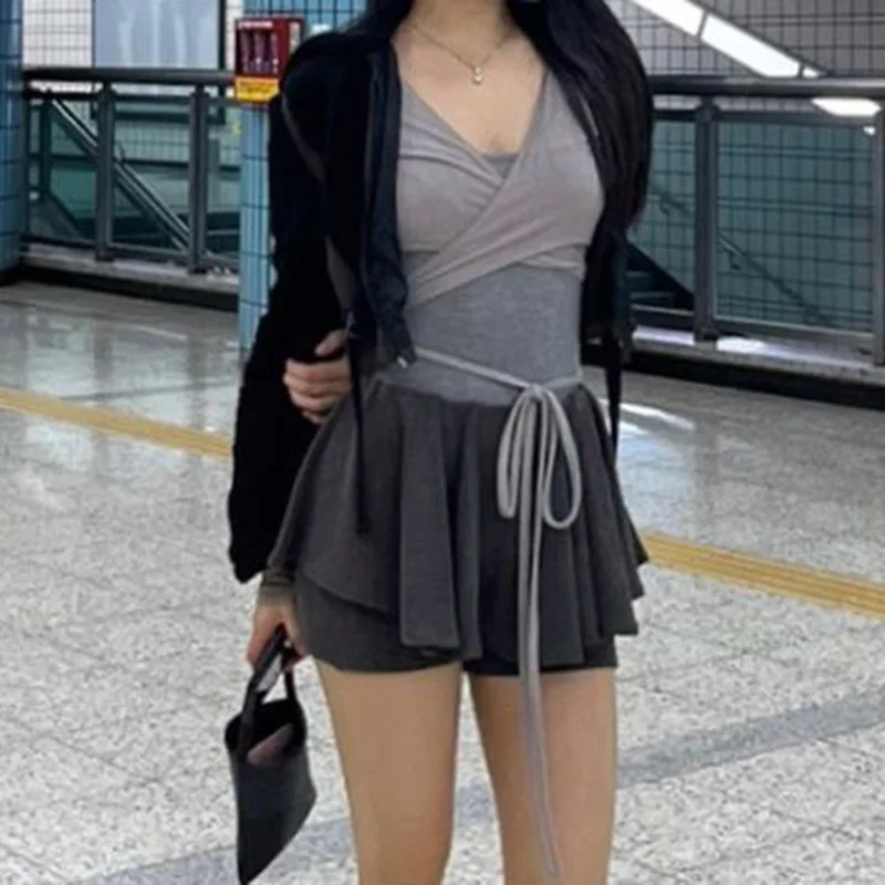 

Женская юбка с высокой талией Goth Kawaii, летнее черное платье в стиле панк, корейская мода, танцевальные спортивные пуговицы, сексуальное мини-...