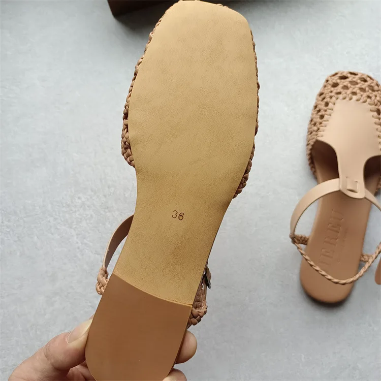 HEREU 2022 New Summer Brown Vintage Sandals For Women Luxury Designer Fashion Weave Calfskin T Shape Flat Shoes French Style