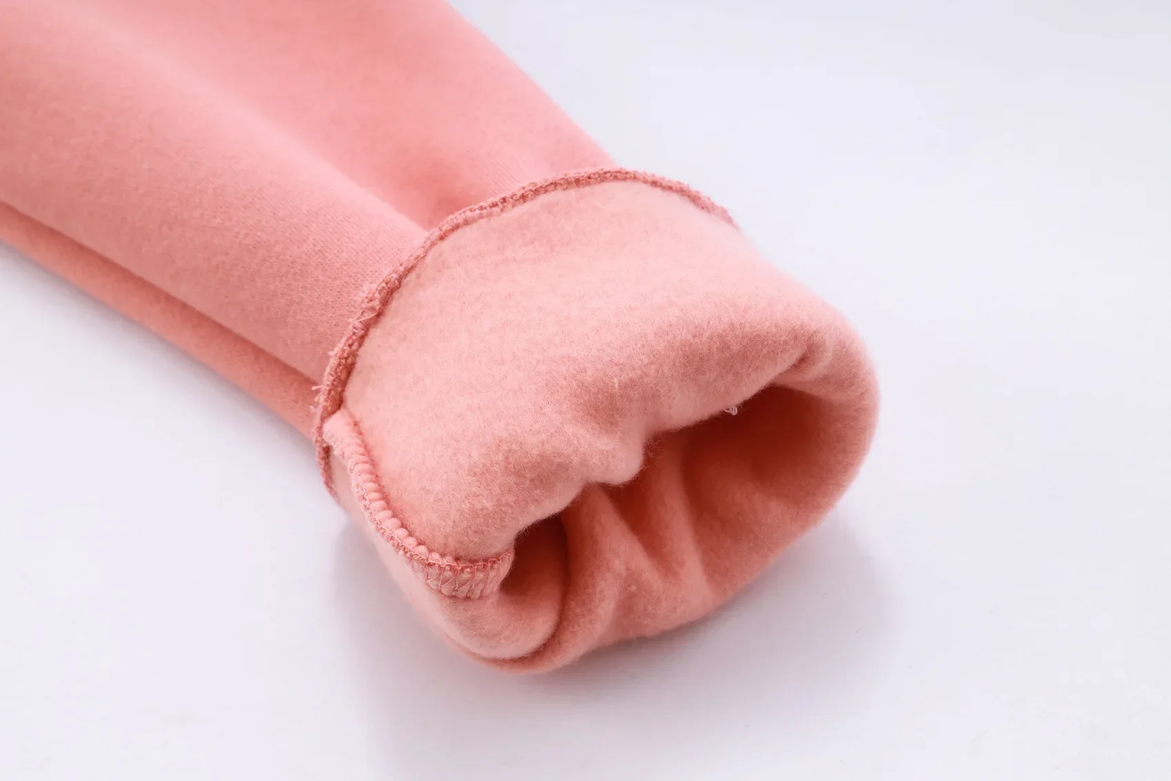 Рисунок 5 - Женская Короткая Толстовка Lulu с капюшоном на молнии