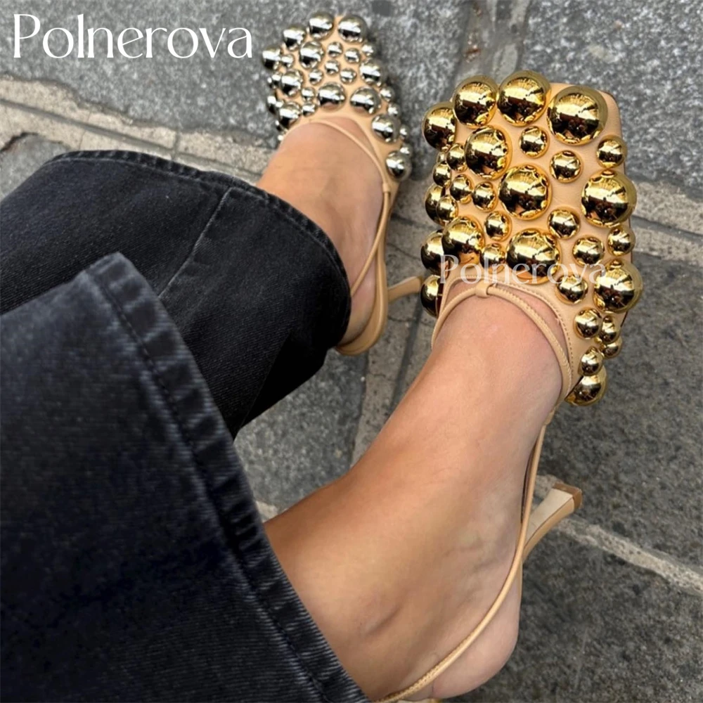 Сандалии с ремешками украшенные серебряными и золотыми пузырьками бежевые