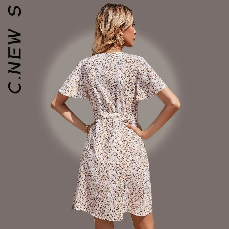 Женское платье в Корейском стиле C.New S с расклешенными рукавами и пуговицами