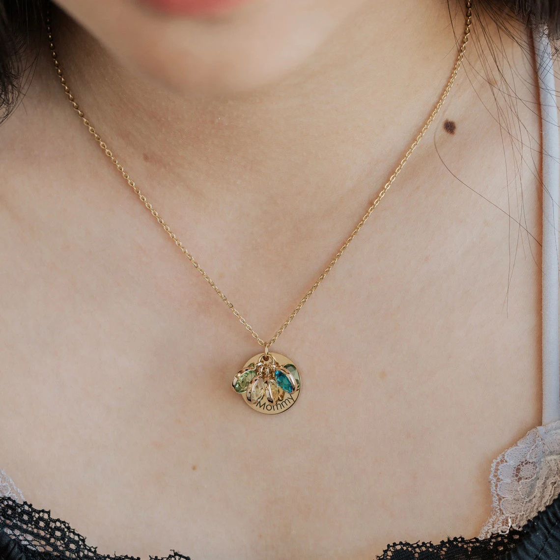 Ожерелье с именем на заказ украшения день матери гравировка текста дата рождения