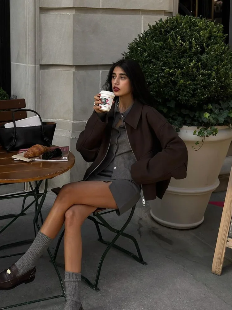 Повседневная шерстяная куртка на молнии с шоколадными лацканами женская