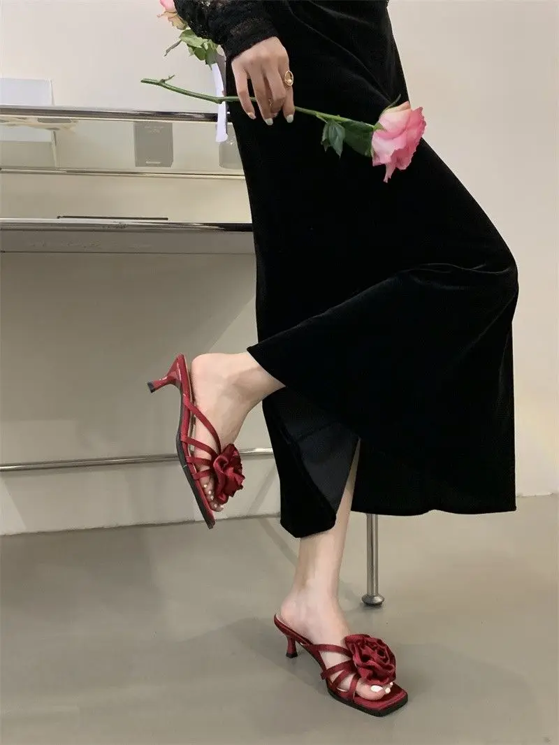 Туфли-лодочки женские на каблуке красные розовые