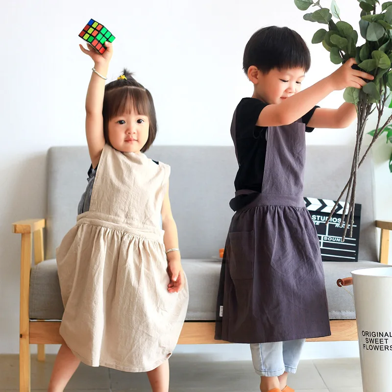 

New Fashion Japanese Baby Children Shoulder Apron Painting Baking Kitchen Floral Anti-fouling Apron Simple Style KitchenSupplies