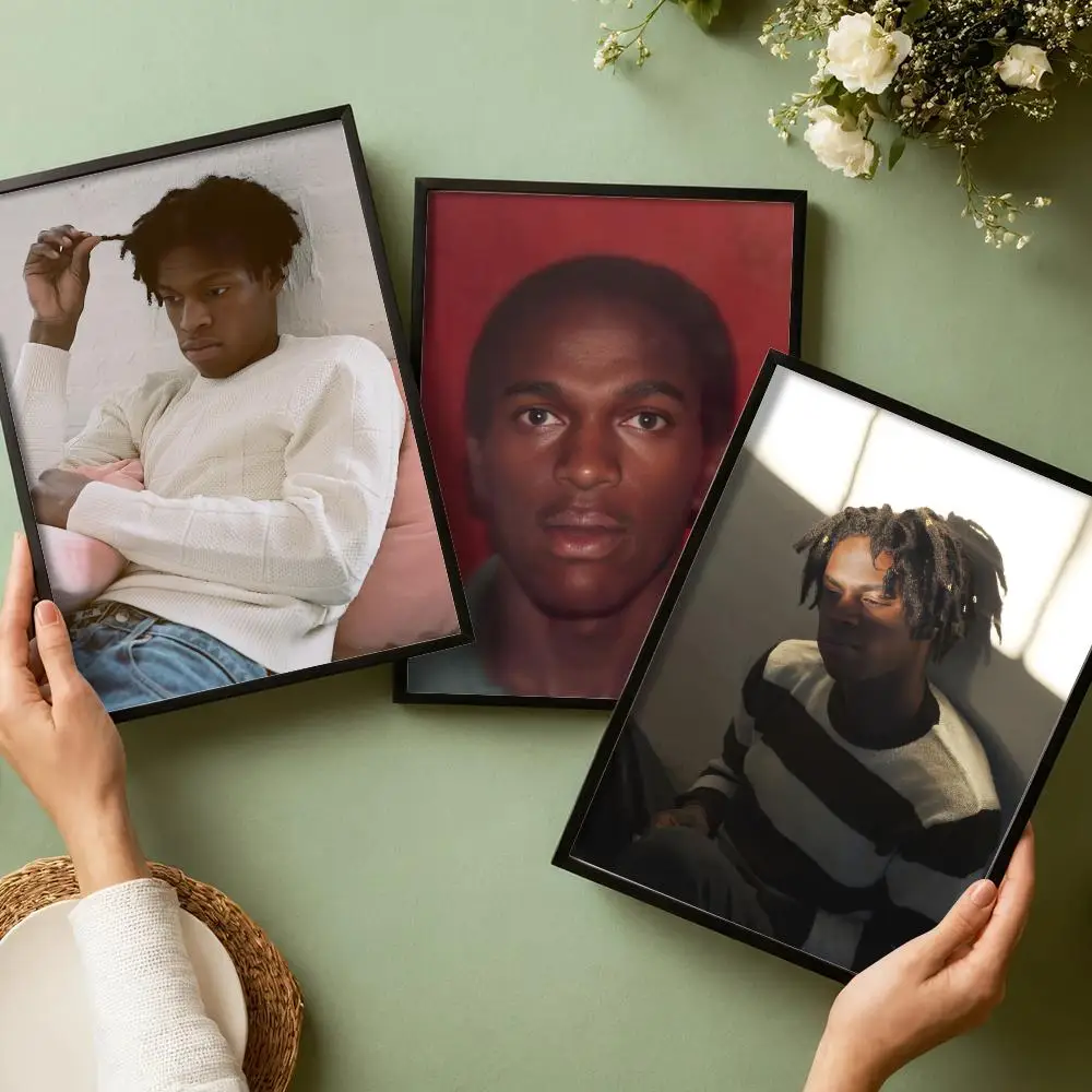 Фото Постер с изображением певца D-Daniel Caesar, водонепроницаемая наклейка на стену для украшения домашнего бара, самоклеящаяся настенная декоративная наклейка для комнаты №2