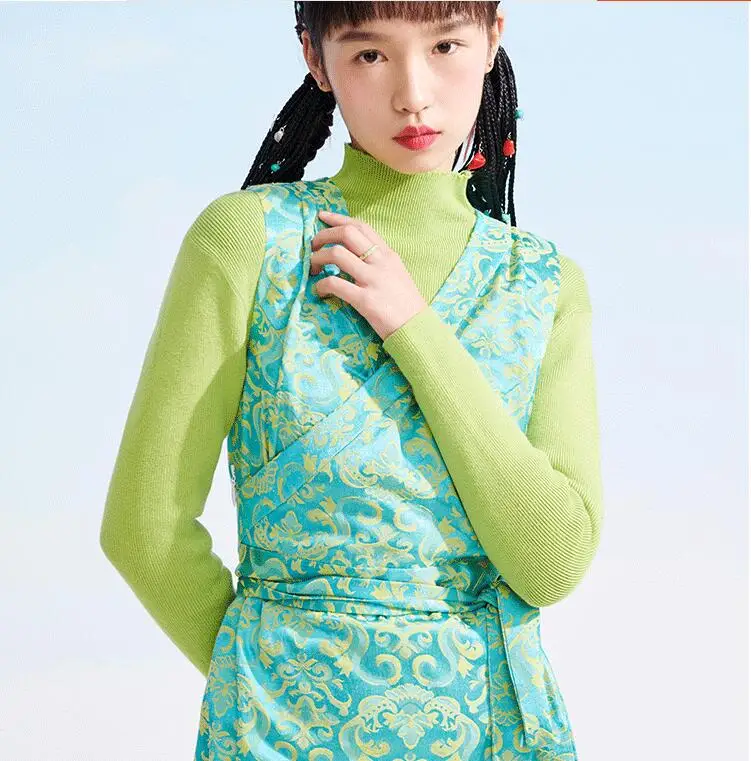 Green Tibetan Robe, Tibetan Clothing, Women's Photo Ethnic Tibetan Clothing