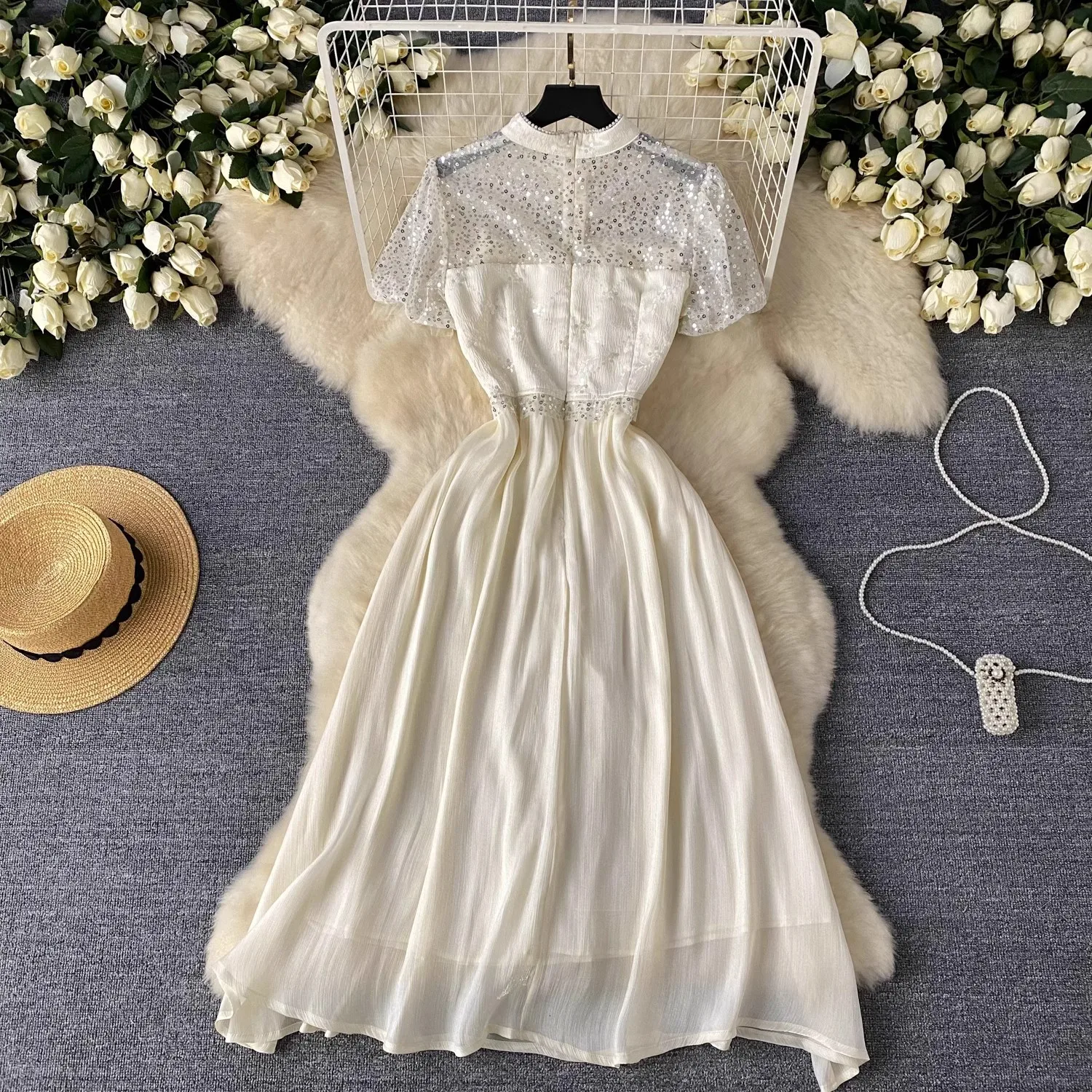 Элегантное платье из абрикосового шелка с бисером и блестками женское