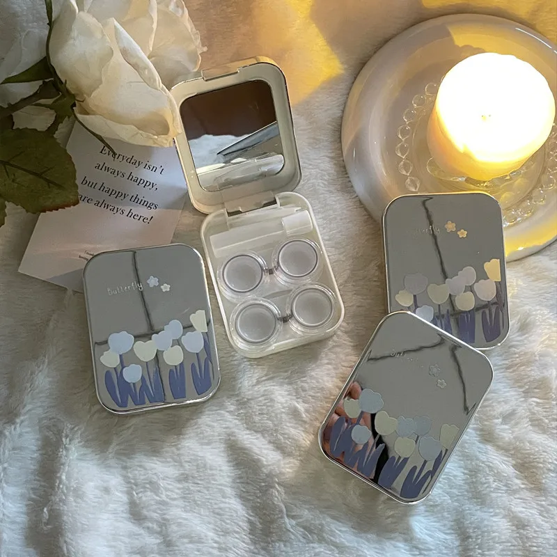 

Линзы для контактных линз в виде цветов в стиле ретро