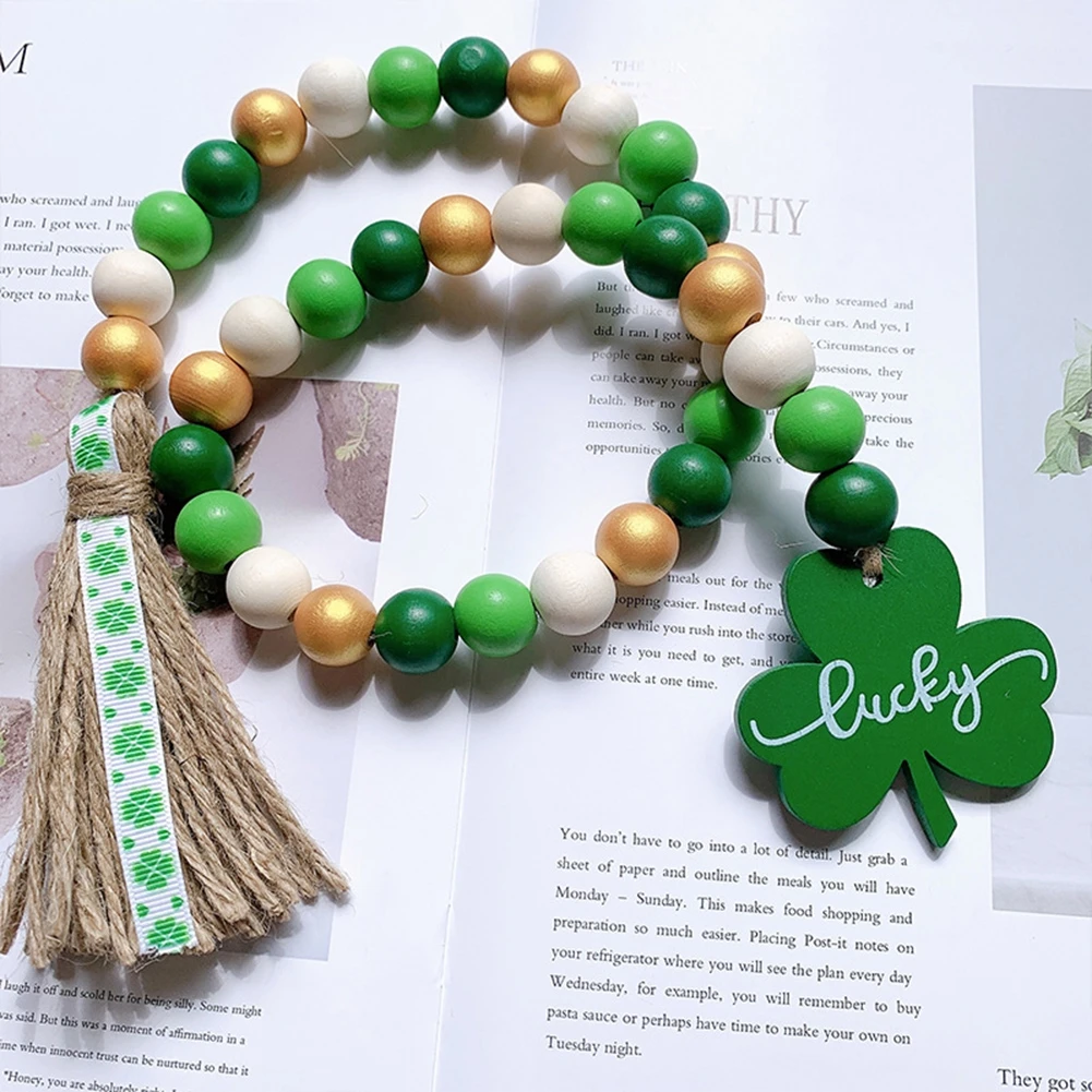 St.Patrick Day Wood Bead Garland with Jute Rope Plaid Tassel Green Shamrock Farmhouse Bead Garland Irish Festival Decoration