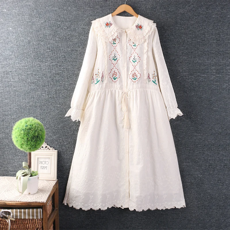 

Spring New Sweet Peter Pan Collar Embroidered Dress Women Long Sleeve Single Breasted Midi Dress ML0206
