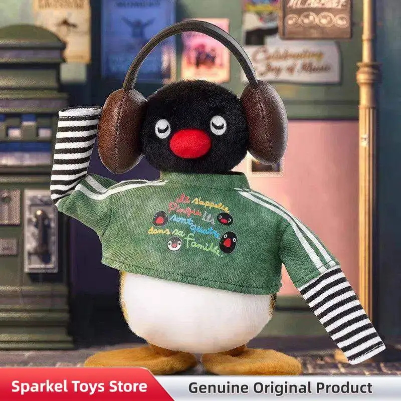 Фото Коллекционная игрушка-сюрприз Pingu: плюшевая кукла-пингвин из серии Vintage Ootd к 45-летию, брелок, подарок на день рождения №2