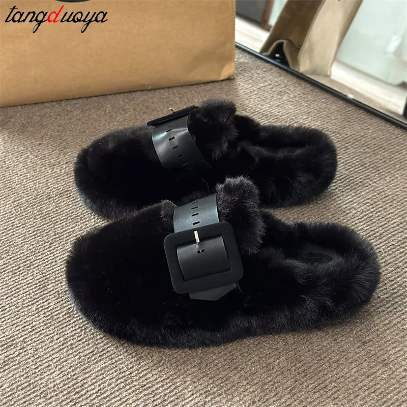 Женские тапочки из искусственного меха