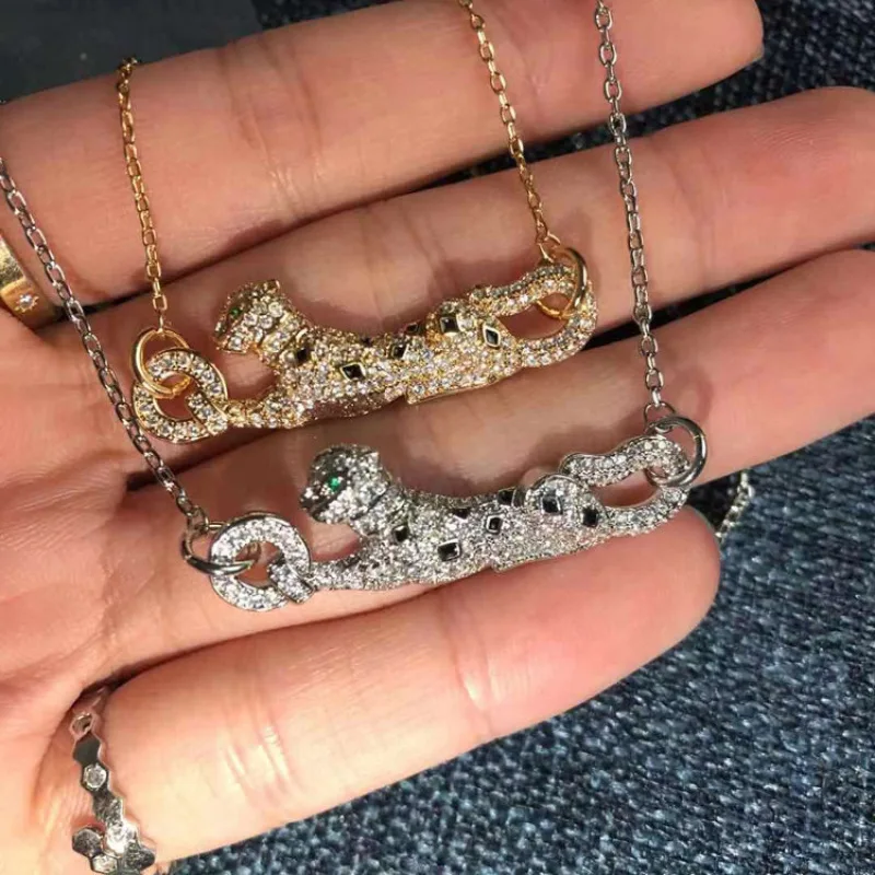 

Leopard Necklace Champagne Gold Clavicle Chain Sweater Chain High Carbon Diamond Seiko Fashion Women's Jewelry