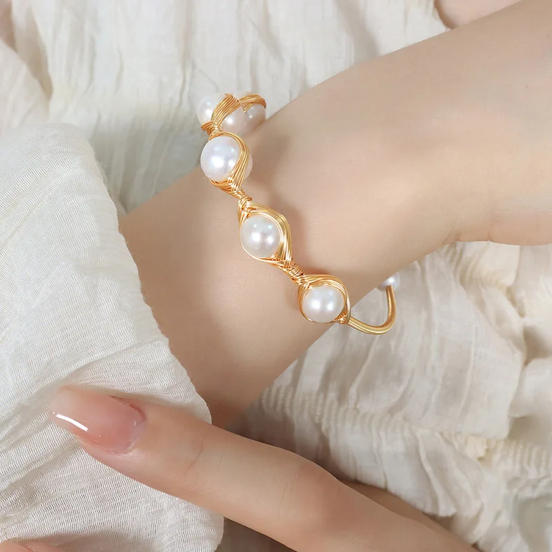 

Fashion Freshwater Pearl Bracelet For Women Luxury Designer Jewelry High Quality Copper Accessories Ladies Gift Wholesale