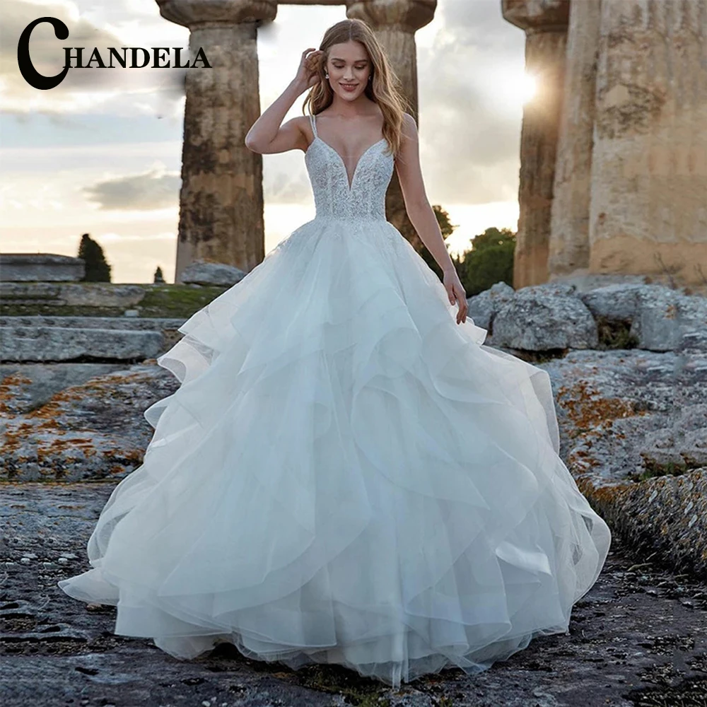 

CHANDELA Chic Ball Gown Wedding Dresses Lace Appliques Beach V Neck Spaghetti Straps Vestido De Casamento Customised For Women