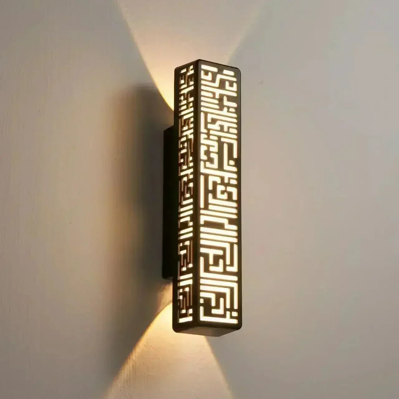 Элегантный и водонепроницаемый светодиодный настенный светильник для улицы